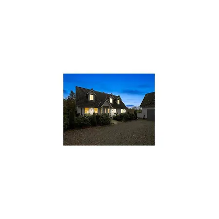 Four-bedroom Holiday In Brande